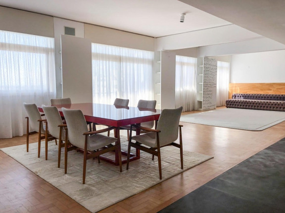 Imagem Apartamento com 3 Quartos à Venda, 328 m² em Moinhos De Vento - Porto Alegre