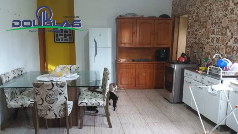 Imagem Casa com 3 Quartos à Venda, 1.300 m² em Viamão Imagem Casa com 3 Quartos à Venda, 1.300 m² em Viamão