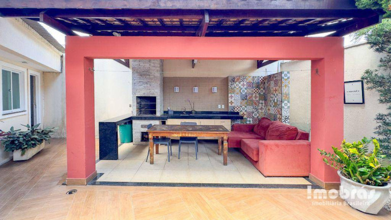 Imagem Casa com 3 Quartos à Venda, 140 m² em Engenheiro Luciano Cavalcante - Fortaleza Imagem Casa com 3 Quartos à Venda, 140 m² em Engenheiro Luciano Cavalcante - Fortaleza