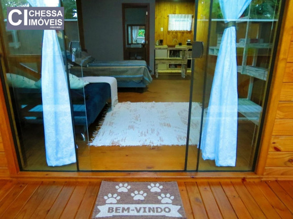 Imagem Chácara com 6 Quartos à Venda, 450 m² em Mariscal - Bombinhas Imagem Chácara com 6 Quartos à Venda, 450 m² em Mariscal - Bombinhas