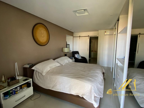 Imagem Casa com 5 Quartos à Venda, em Jaguaribe - Salvador Imagem Casa com 5 Quartos à Venda, em Jaguaribe - Salvador