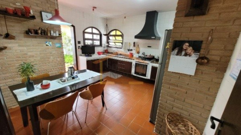 Imagem Casa com 3 Quartos à Venda, 495 m² em Vila Rosália - Guarulhos Imagem Casa com 3 Quartos à Venda, 495 m² em Vila Rosália - Guarulhos