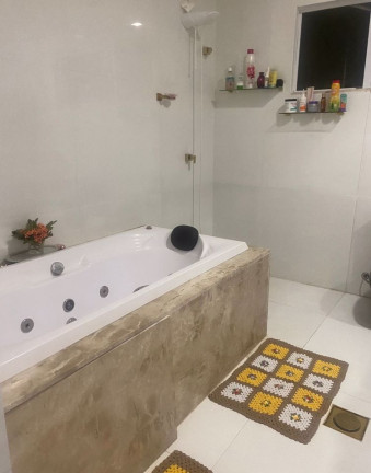 Imagem Casa com 4 Quartos à Venda, 200 m² em Miragem - Lauro De Freitas Imagem Casa com 4 Quartos à Venda, 200 m² em Miragem - Lauro De Freitas