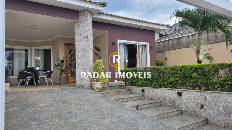 Imagem Casa com 3 Quartos à Venda, 360 m² em Nova São Pedro - São Pedro Da Aldeia Imagem Casa com 3 Quartos à Venda, 360 m² em Nova São Pedro - São Pedro Da Aldeia
