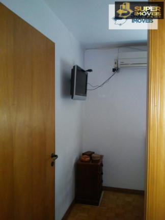 Imagem Apartamento com 2 Quartos à Venda, 60 m² em Três Vendas - Pelotas