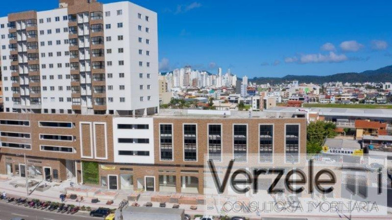 Imagem Apartamento com 3 Quartos à Venda, 179 m² em Estados - Balneário Camboriú Imagem Apartamento com 3 Quartos à Venda, 179 m² em Estados - Balneário Camboriú