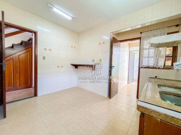 Imagem Casa com 4 Quartos à Venda, 114 m² em Alto - Teresópolis Imagem Casa com 4 Quartos à Venda, 114 m² em Alto - Teresópolis