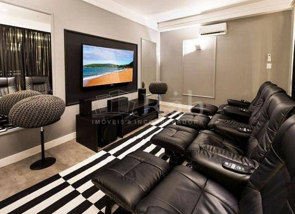 Imagem Cobertura com 3 Quartos à Venda, 268 m² em Pioneiros - Balneário Camboriú
