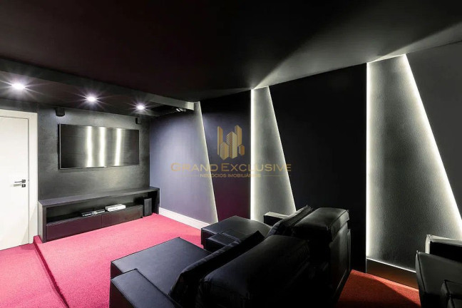 Imagem Apartamento com 4 Quartos à Venda, 151 m² em Centro - Balneário Camboriú Imagem Apartamento com 4 Quartos à Venda, 151 m² em Centro - Balneário Camboriú