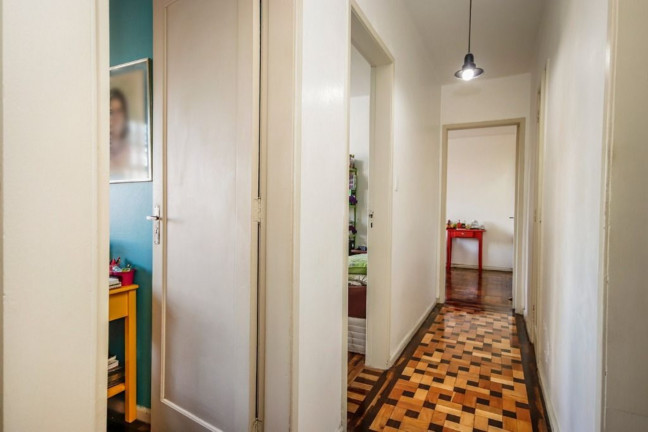 Imagem Imóvel com 3 Quartos à Venda, 98 m² em Petrópolis - Porto Alegre Imagem Imóvel com 3 Quartos à Venda, 98 m² em Petrópolis - Porto Alegre