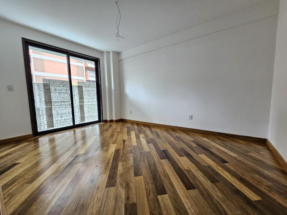 Imagem Apartamento com 3 Quartos à Venda, 154 m² em Agriões - Teresópolis