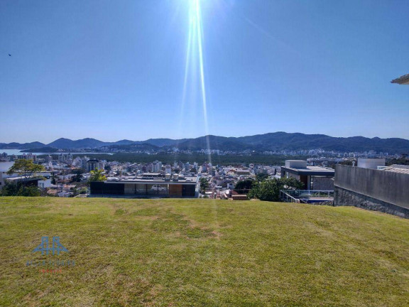 Imagem Terreno à Venda, 720 m² em Trindade - Florianópolis Imagem Terreno à Venda, 720 m² em Trindade - Florianópolis
