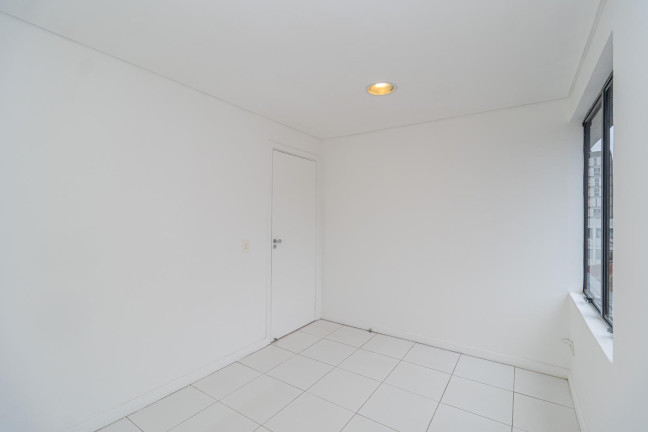 Imagem Sala Comercial para Alugar, 54 m² em Batel - Curitiba Imagem Sala Comercial para Alugar, 54 m² em Batel - Curitiba