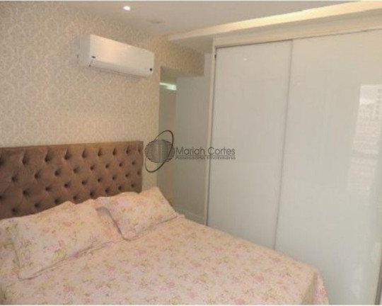 Imagem Imóvel com 3 Quartos à Venda, 108 m² em Icaraí - Niterói Imagem Imóvel com 3 Quartos à Venda, 108 m² em Icaraí - Niterói