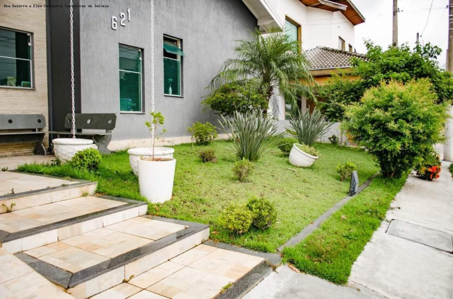 Imagem Casa com 3 Quartos à Venda, 271 m² em Piracangaguá - Taubaté Imagem Casa com 3 Quartos à Venda, 271 m² em Piracangaguá - Taubaté