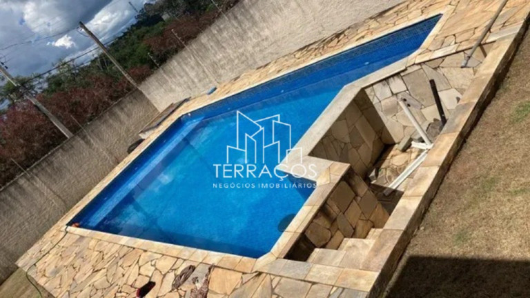 Imagem Casa com 3 Quartos à Venda, 330 m² em Campos De Atibaia - Atibaia Imagem Casa com 3 Quartos à Venda, 330 m² em Campos De Atibaia - Atibaia