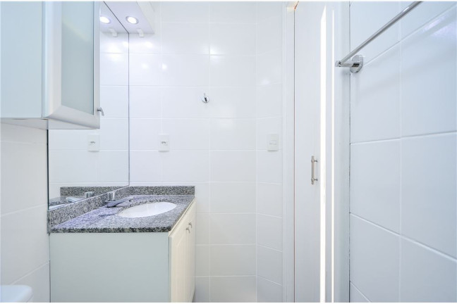Imagem Imóvel com 3 Quartos à Venda, em Vila Sônia - São Paulo Imagem Imóvel com 3 Quartos à Venda, em Vila Sônia - São Paulo