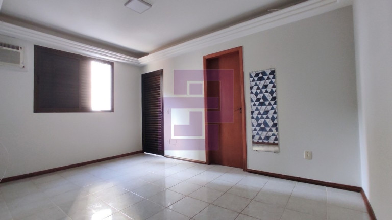 Imagem Apartamento com 3 Quartos à Venda, 186 m² em Pitangueiras - Guarujá Imagem Apartamento com 3 Quartos à Venda, 186 m² em Pitangueiras - Guarujá