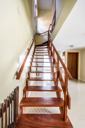 Imagem Casa com 4 Quartos à Venda, 225 m² em Tristeza - Porto Alegre Imagem Casa com 4 Quartos à Venda, 225 m² em Tristeza - Porto Alegre