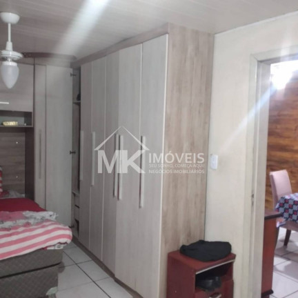 Imagem Casa à Venda, em Vila Izabel - Piraquara Imagem Casa à Venda, em Vila Izabel - Piraquara