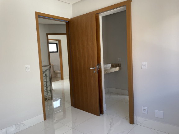 Imagem Casa de Condomínio com 3 Quartos à Venda, 145 m² em Jardim Atlântico - Goiânia Imagem Casa de Condomínio com 3 Quartos à Venda, 145 m² em Jardim Atlântico - Goiânia
