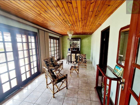 Imagem Casa com 4 Quartos à Venda, 248 m² em Contorno - Ponta Grossa Imagem Casa com 4 Quartos à Venda, 248 m² em Contorno - Ponta Grossa