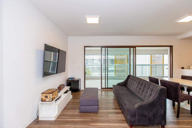 Apartamento com 3 Quartos à Venda, 137 m² em Jardim Das Acácias - São Paulo