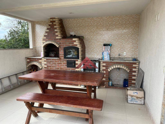 Imagem Casa com 3 Quartos à Venda, 189 m² em Arsenal - São Gonçalo Imagem Casa com 3 Quartos à Venda, 189 m² em Arsenal - São Gonçalo