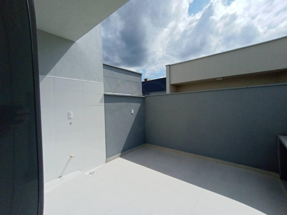 Imagem Imóvel com 2 Quartos à Venda, 69 m² Imagem Imóvel com 2 Quartos à Venda, 69 m²