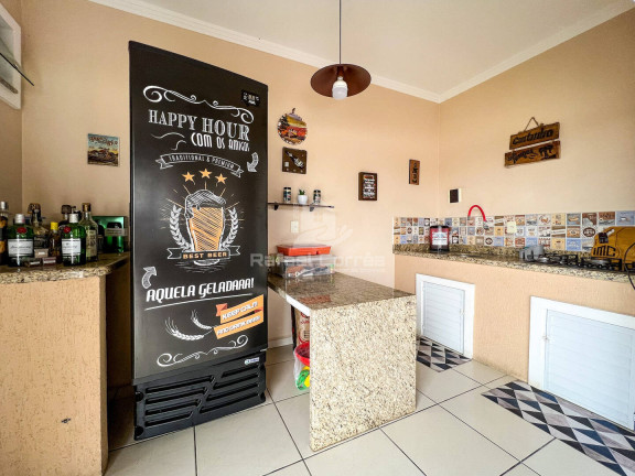 Imagem Casa com 3 Quartos à Venda, 250 m² em Centro - Balneário Barra Do Sul Imagem Casa com 3 Quartos à Venda, 250 m² em Centro - Balneário Barra Do Sul