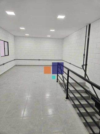 Imagem Galpão para Alugar, 550 m² em Vila Califórnia - São Paulo