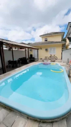 Imagem Casa com 3 Quartos à Venda, 300 m² em Jacarepaguá - Rio De Janeiro Imagem Casa com 3 Quartos à Venda, 300 m² em Jacarepaguá - Rio De Janeiro