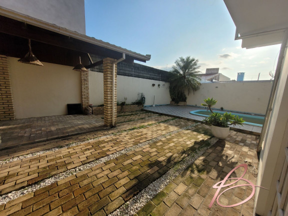 Imagem Casa com 4 Quartos à Venda, 450 m² em Dom Bosco - Itajaí