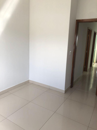 Imagem Casa com 3 Quartos à Venda, 89 m² em São Francisco - Campo Grande
