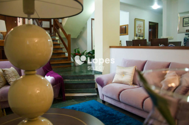 Imagem Casa com 5 Quartos à Venda, em Taquaral - Campinas Imagem Casa com 5 Quartos à Venda, em Taquaral - Campinas