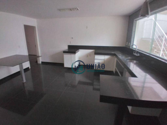 Imagem Casa com 7 Quartos à Venda, 950 m² em Itacoatiara - Niterói