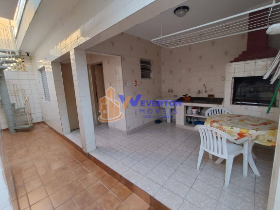Imagem Casa com 3 Quartos à Venda, 142 m² em Centro - Mongaguá Imagem Casa com 3 Quartos à Venda, 142 m² em Centro - Mongaguá