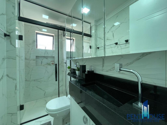 Imagem Apartamento com 3 Quartos à Venda, 90 m² em Centro - Balneário Camboriú