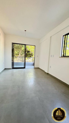 Imagem Casa com 4 Quartos à Venda, 231 m² em Guaribas - Eusébio