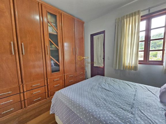 Imagem Casa com 2 Quartos à Venda, 58 m² em Parque Do Imbui - Teresópolis