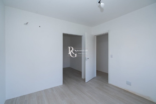 Imagem Imóvel com 3 Quartos à Venda, 244 m² em Auxiliadora - Porto Alegre Imagem Imóvel com 3 Quartos à Venda, 244 m² em Auxiliadora - Porto Alegre