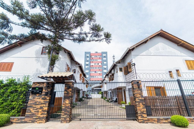 Imagem Casa de Condomínio com 3 Quartos à Venda, 168 m² em Santo Antônio - Porto Alegre Imagem Casa de Condomínio com 3 Quartos à Venda, 168 m² em Santo Antônio - Porto Alegre