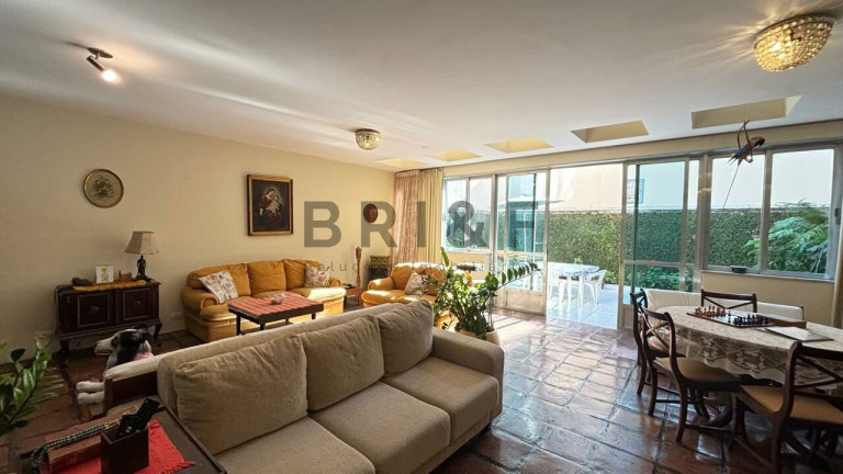 Imagem Casa com 4 Quartos à Venda, 189 m² em Santo Amaro - São Paulo Imagem Casa com 4 Quartos à Venda, 189 m² em Santo Amaro - São Paulo
