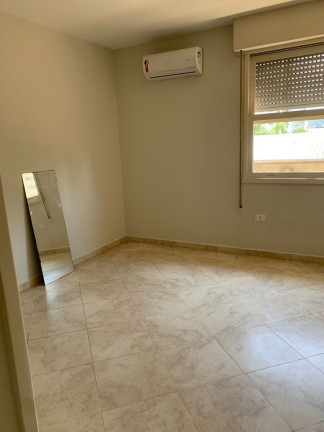 Imagem Apartamento com 3 Quartos para Alugar, 165 m² em Gonzaga - Santos Imagem Apartamento com 3 Quartos para Alugar, 165 m² em Gonzaga - Santos