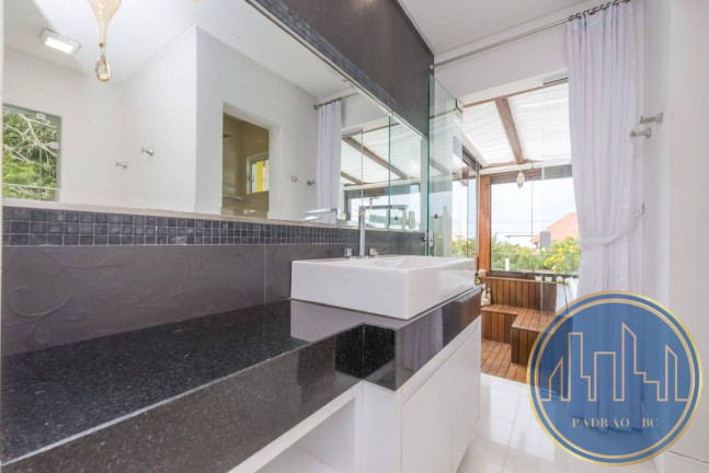 Imagem Casa com 3 Quartos à Venda, 350 m² em Praia Das Taquaras - Balneário Camboriú