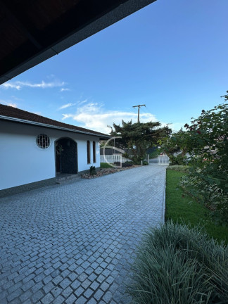 Imagem Casa com 3 Quartos à Venda, em Floresta - Joinville Imagem Casa com 3 Quartos à Venda, em Floresta - Joinville