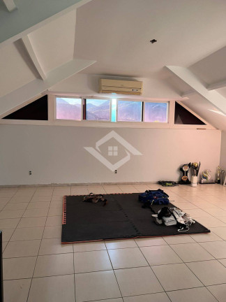 Imagem Casa com 3 Quartos à Venda, 290 m² em Recreio Dos Bandeirantes - Rio De Janeiro Imagem Casa com 3 Quartos à Venda, 290 m² em Recreio Dos Bandeirantes - Rio De Janeiro