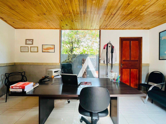 Imagem Casa com 3 Quartos à Venda, 200 m² em Bom Retiro - Teresópolis Imagem Casa com 3 Quartos à Venda, 200 m² em Bom Retiro - Teresópolis