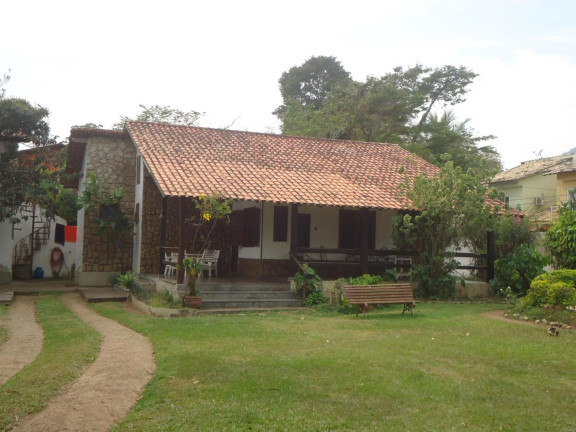 Casa com 3 Quartos à Venda, 1.452 m² em Vale Feliz - Niterói