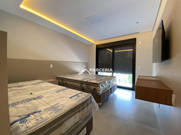 Imagem Casa com 6 Quartos à Venda, 450 m² em Riviera Módulo 16 - Bertioga Imagem Casa com 6 Quartos à Venda, 450 m² em Riviera Módulo 16 - Bertioga